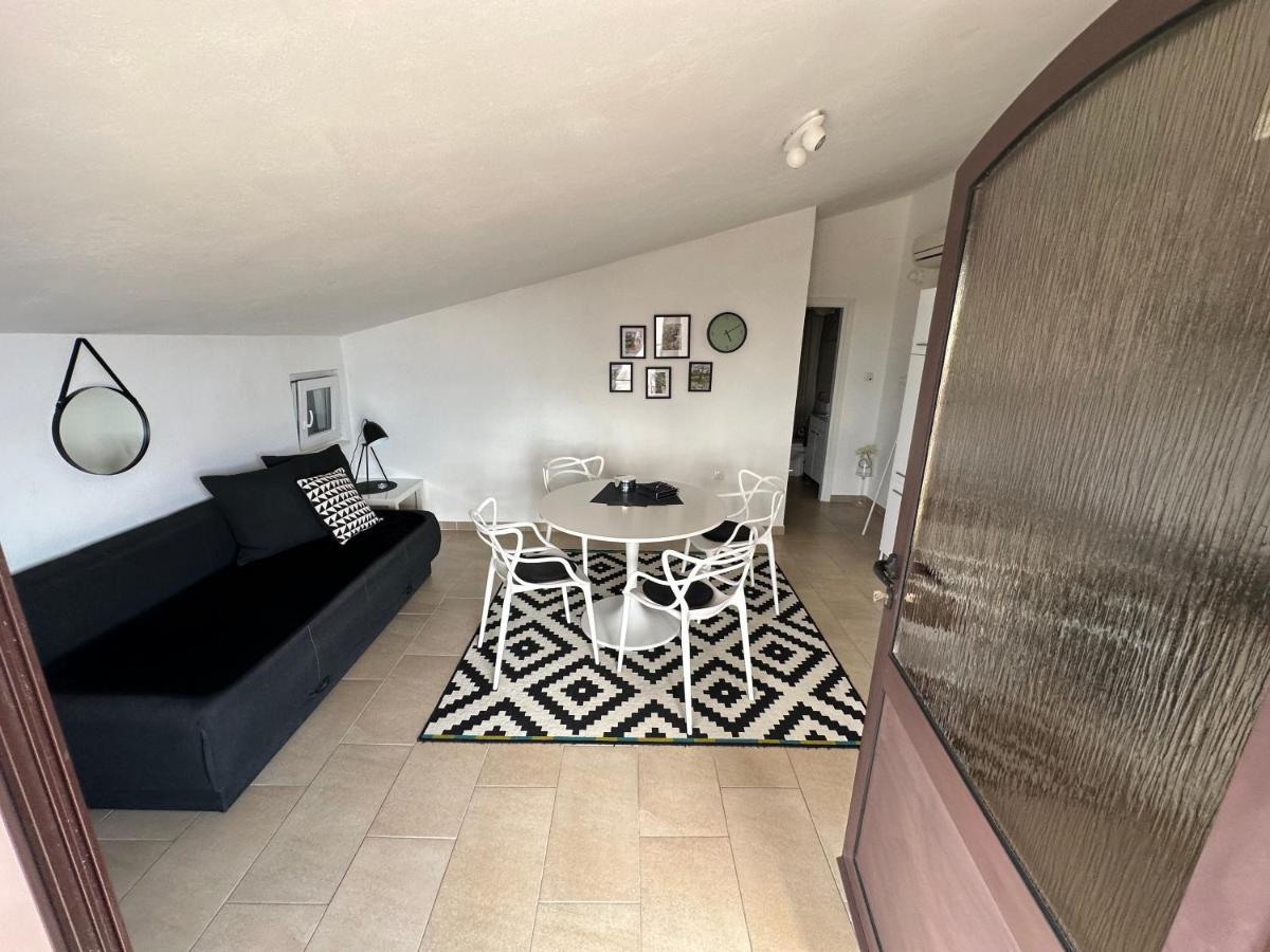 Villa Lorenta Apartments Primošten المظهر الخارجي الصورة