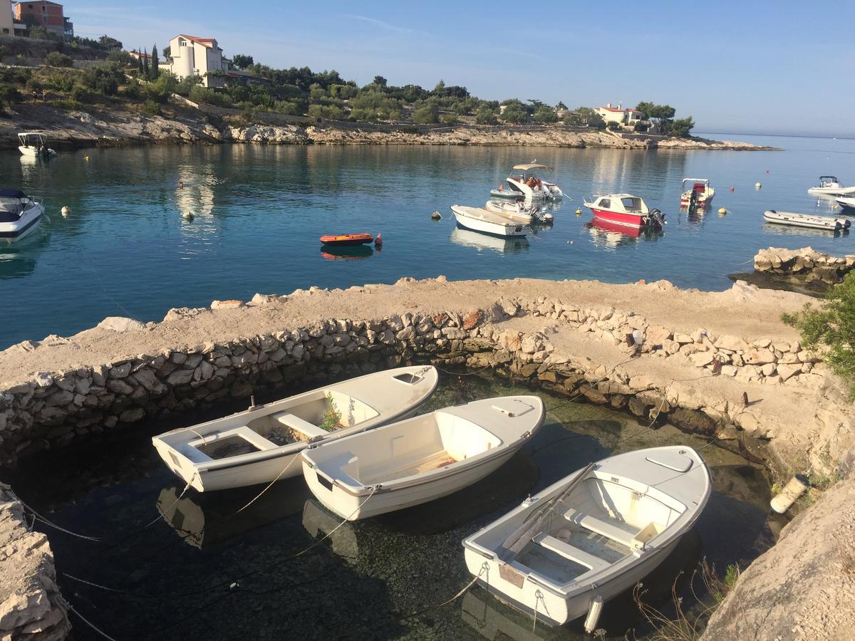 Villa Lorenta Apartments Primošten المظهر الخارجي الصورة