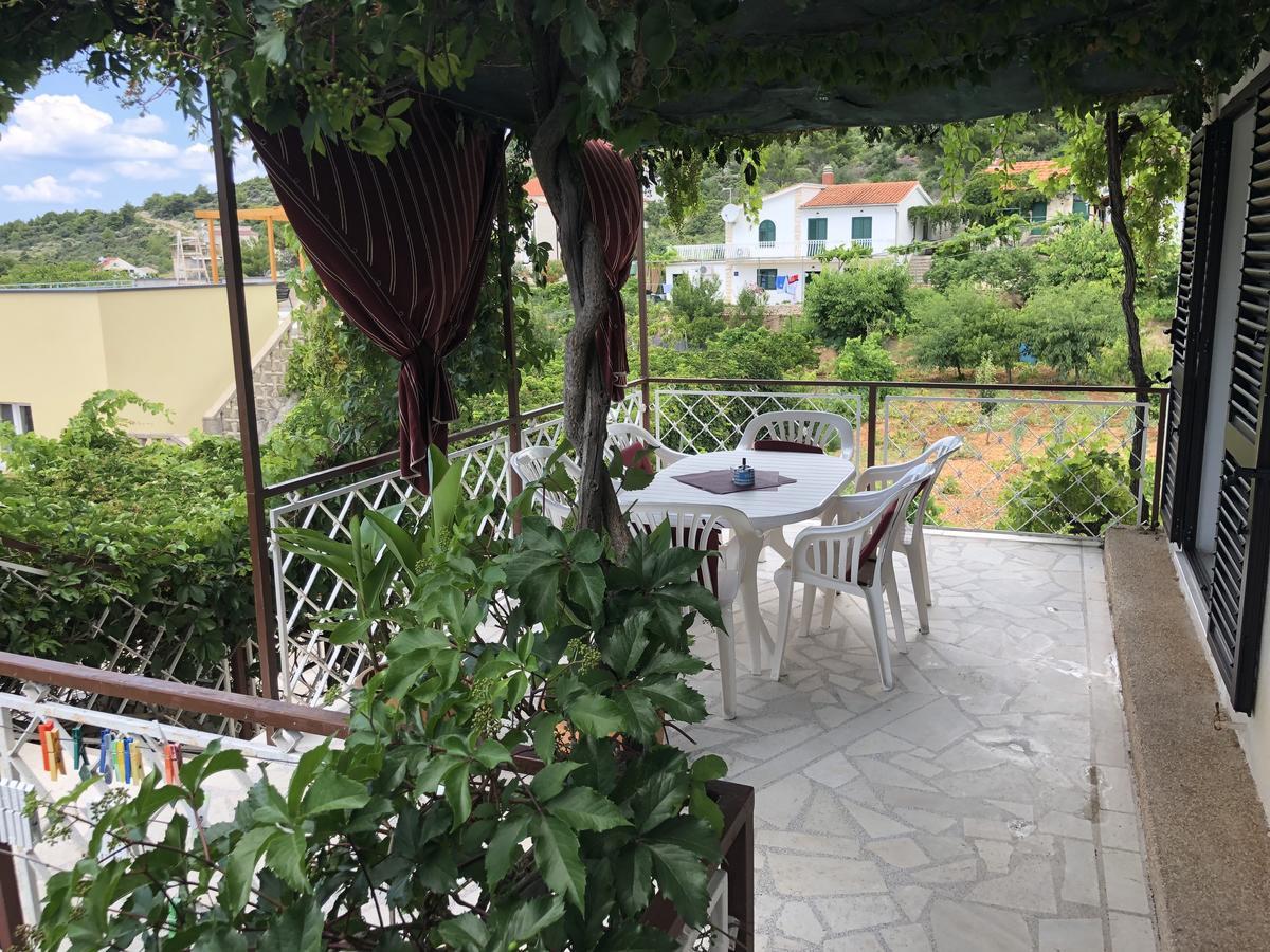 Villa Lorenta Apartments Primošten المظهر الخارجي الصورة